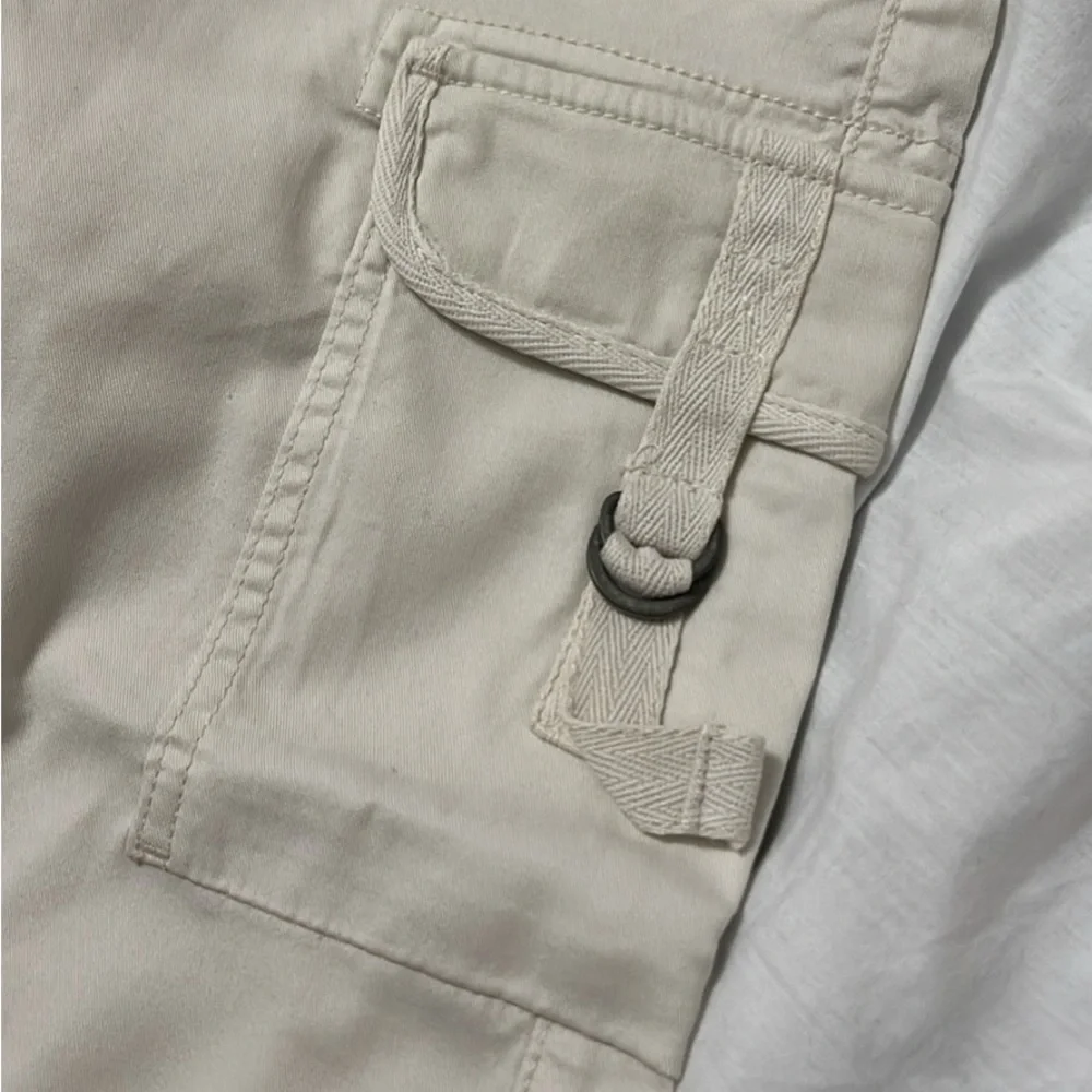 American Eagle Soft Cargos - Picture 3 of 5